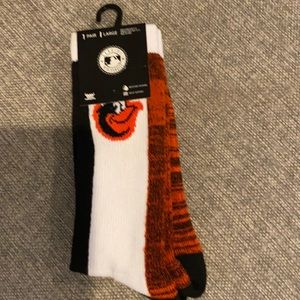 Brand new 1 pair of Orioles, MLB official crew socks sz large (men 9-13)